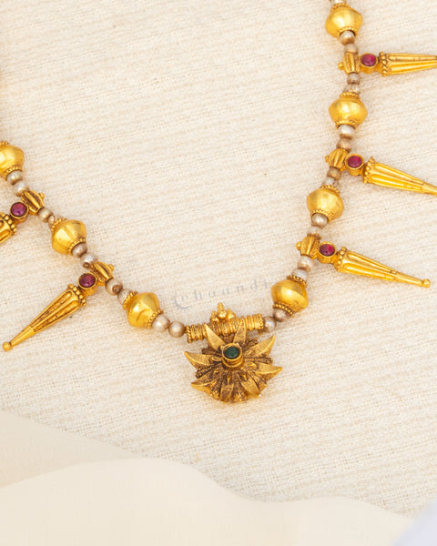 Antique Gold Polish Threaded Necklace With Traditional Motifs And Pearls