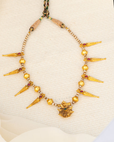 Antique Gold Polish Threaded Necklace With Traditional Motifs And Pearls