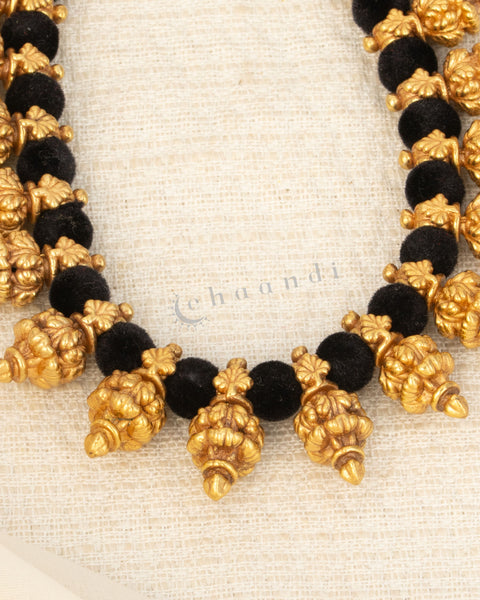 Antique Gold Polish Nakshi Gundu Necklace With Black Beads