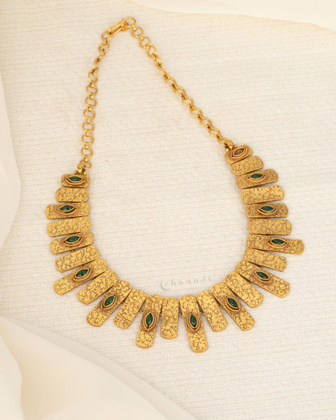 Antique Gold Polish Collar Necklace With Green Stones
