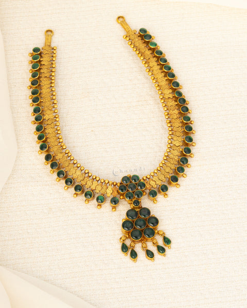 Antique Gold Polish Green Kemp Necklace