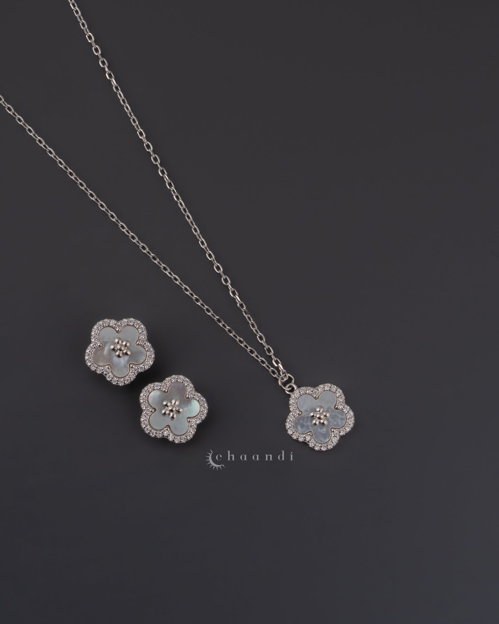 Silver Pendant Chain With Earrings SCE1008